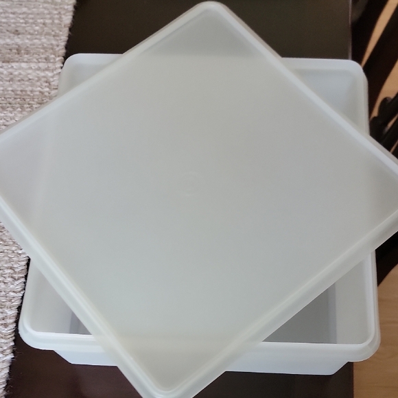 Square White Storage Container - Picture 4 of 4